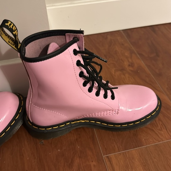 Pink Doctor Martens 1460 - Picture 3 of 3